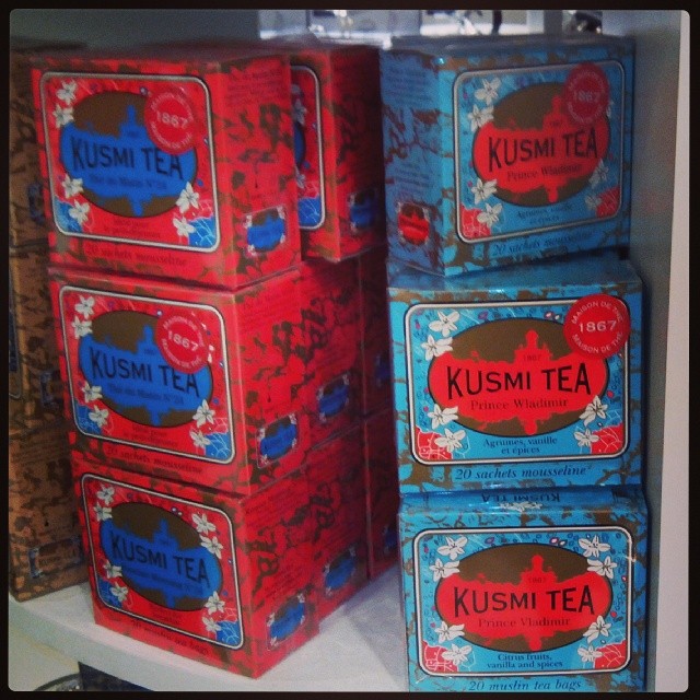 Picked up a tin of Prince Vladimir tea ;)