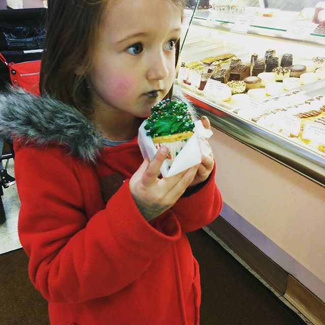 Christmas tree cupcake to celebrate last music class of the session