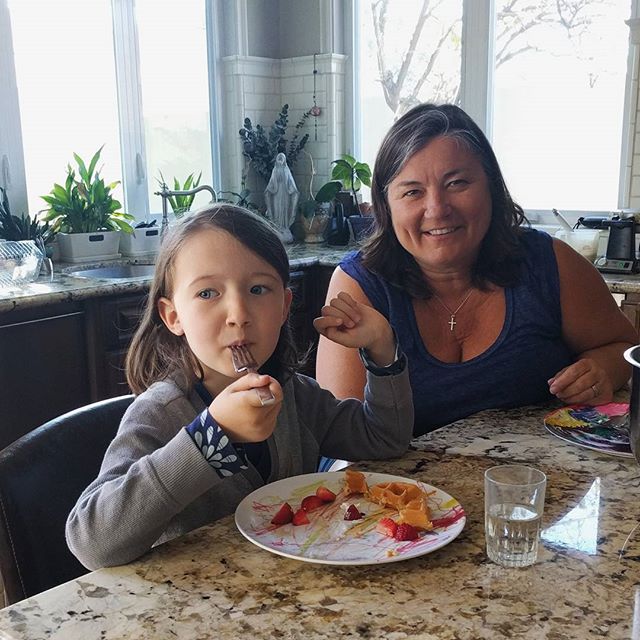 waffle breakfast with aunt Elayne ❣️